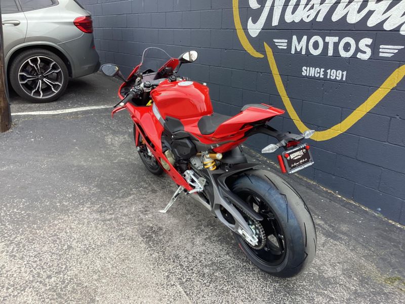 New 2026 Ducati Panigale V4 