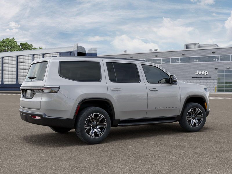 2026 Jeep Grand Wagoneer 4x2Image 2