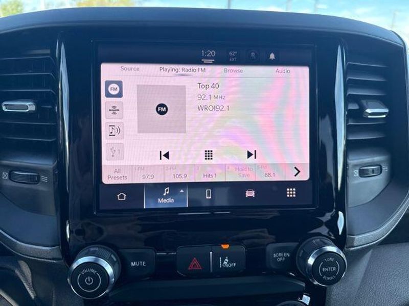 2025 RAM 1500 Tradesman Crew Cab 4x4 5'7' Box