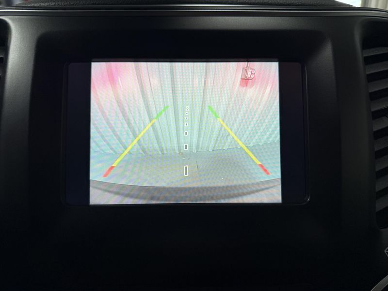 Used 2020 Jeep Cherokee AltitudeImage 13