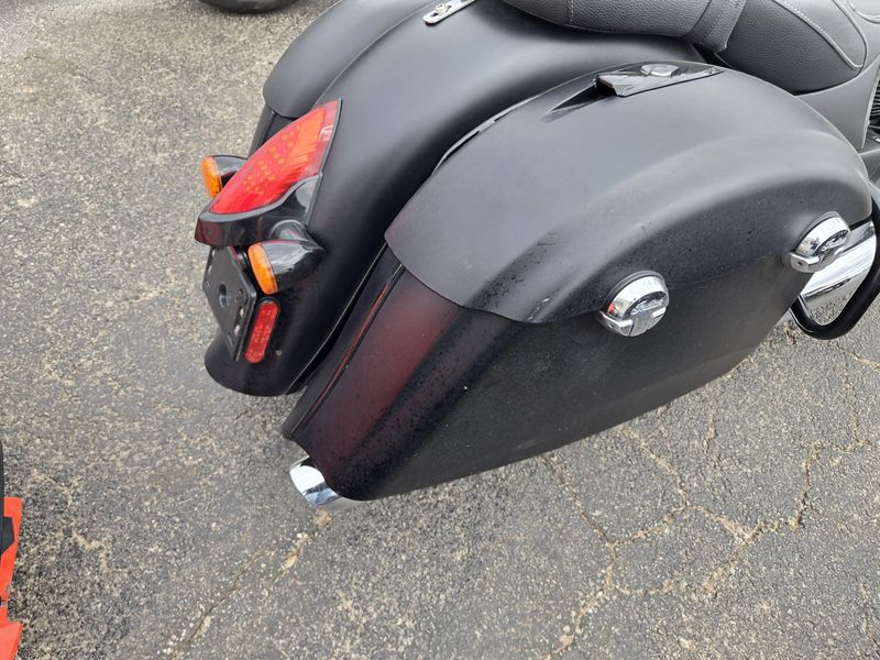 USED 2018 INDIAN MOTORCYCLE SPRINGFIELD DARK HORSE Image 14