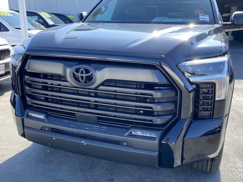 2025 Toyota Tundra SR5Image 7