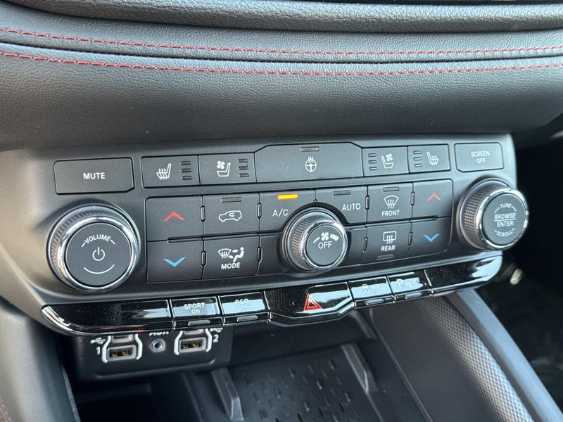 New 2026 Dodge Durango Gt Plus Awd Hemi V8