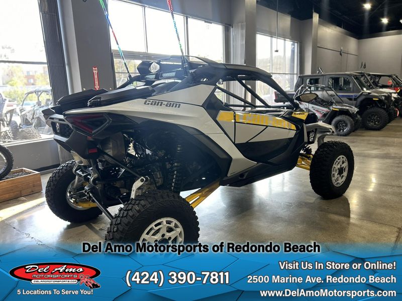 2024 Can-Am 9BRB  in a CATALYST GRAY & NEO YELLOW exterior color. Del Amo Motorsports of Redondo Beach (424) 304-1660 delamomotorsports.com 