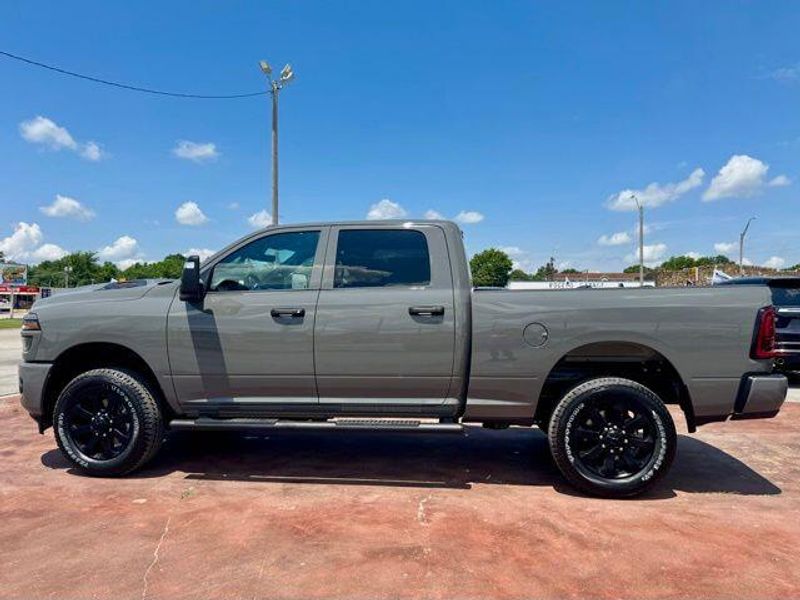 New 2026 RAM 2500 Black Express Crew Cab 4x4 6
