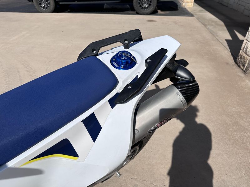 2021 HUSQVARNA 701 ENDURO Image 6
