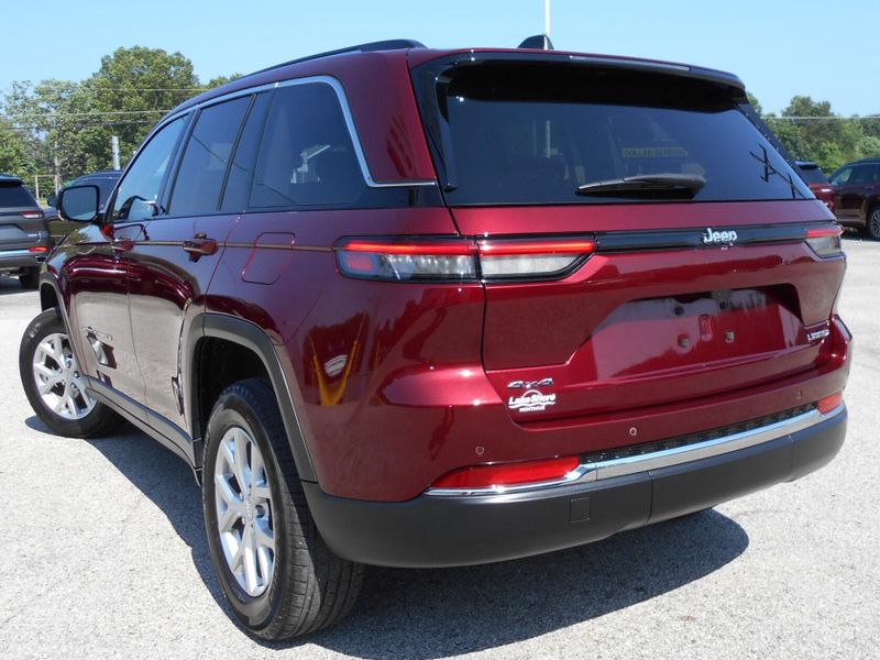 2023 Jeep Grand Cherokee LimitedImage 3