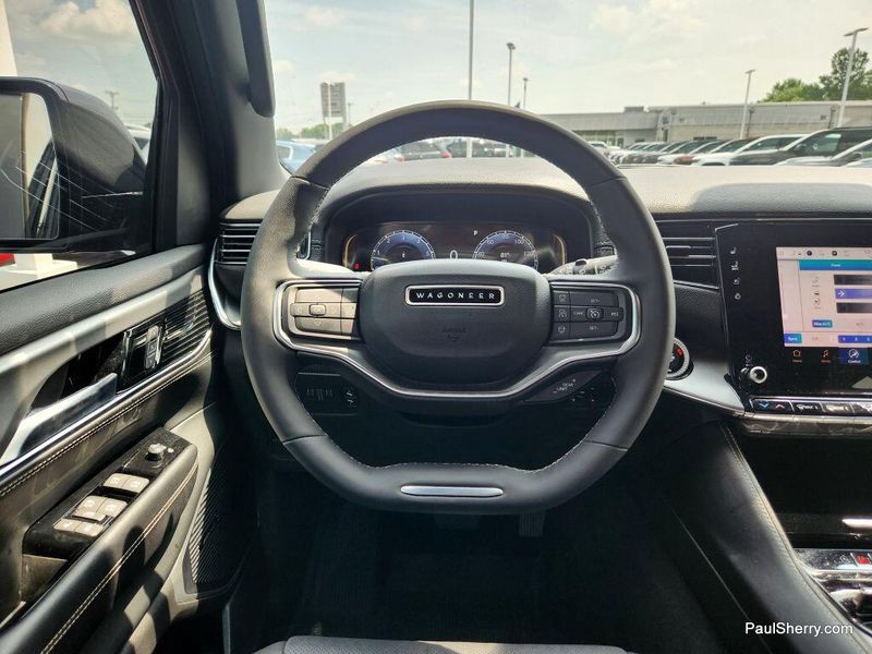 2024 Jeep Wagoneer Series II CarbideImage 30