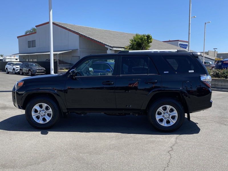 2023 Toyota 4Runner SR5Image 6