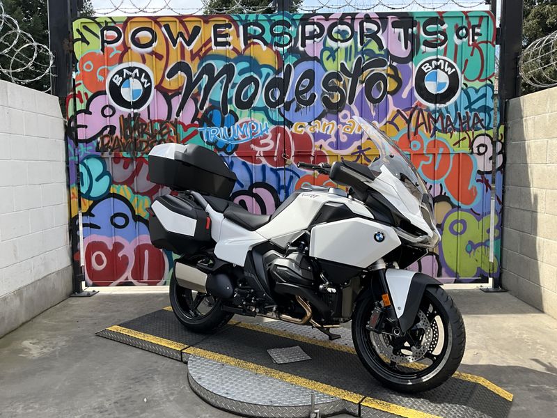 New 2026 BMW R 1300 RT Image 4