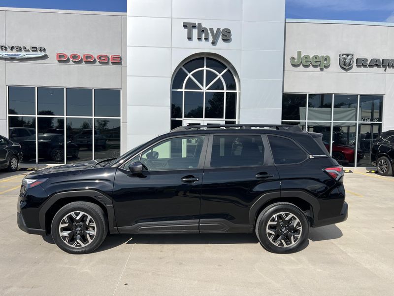 Used 2025 Subaru Forester PremiumImage 66