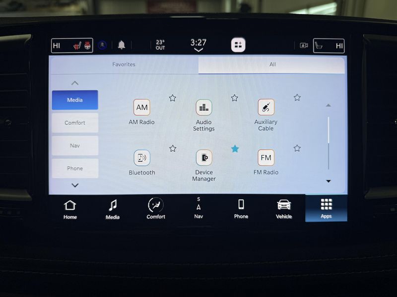 Used 2023 Chrysler Pacifica Touring LImage 38