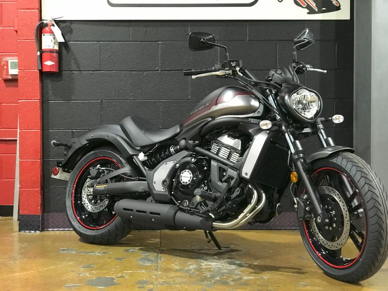 2025 Kawasaki VULCAN S ABS Image 2