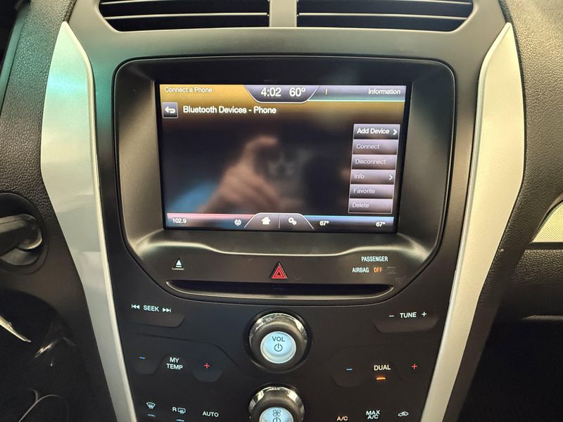 Used 2015 Ford Explorer XLTImage 29