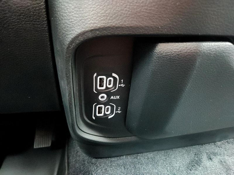 New 2027 RAM 1500 Warlock Crew Cab 4x4 5'7' Box