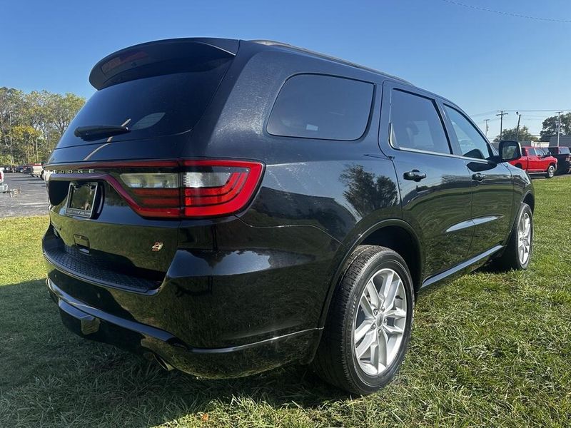2023 Dodge Durango GT photo 3