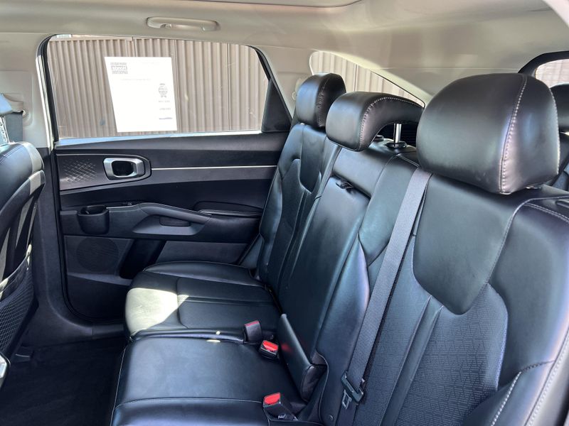 Used 2022 Kia Sorento SImage 22