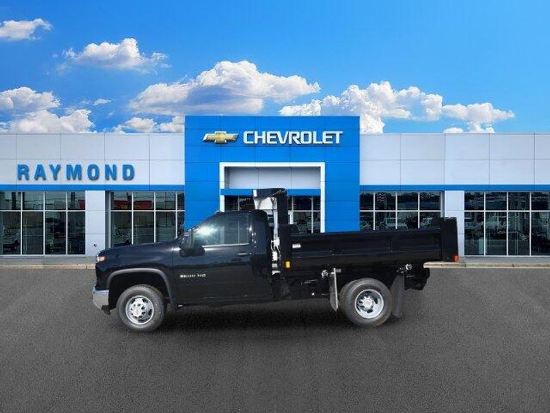 New 2026 Chevrolet Silverado 3500HD Work TruckImage 7