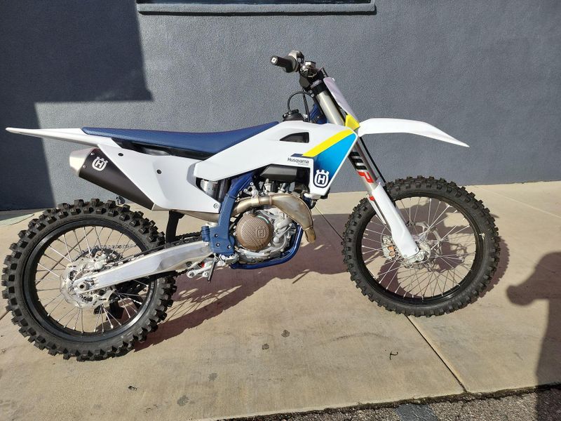 Used 2025 Husqvarna FC 450 Image 11