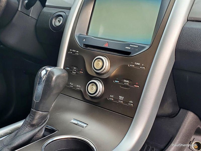 Used 2011 Ford Edge SEL