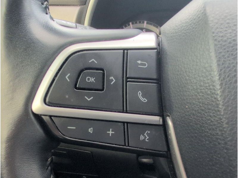 Used 2023 Toyota Highlander XLEImage 24
