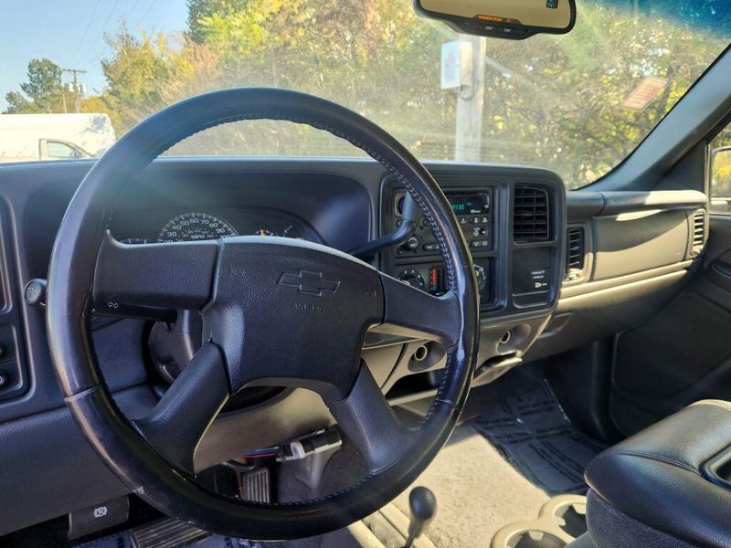 2003 Chevrolet Silverado 1500 LS Z71Image 21