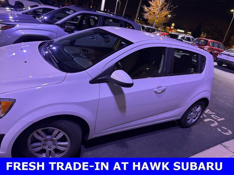 2016 Chevrolet Sonic LT photo 2