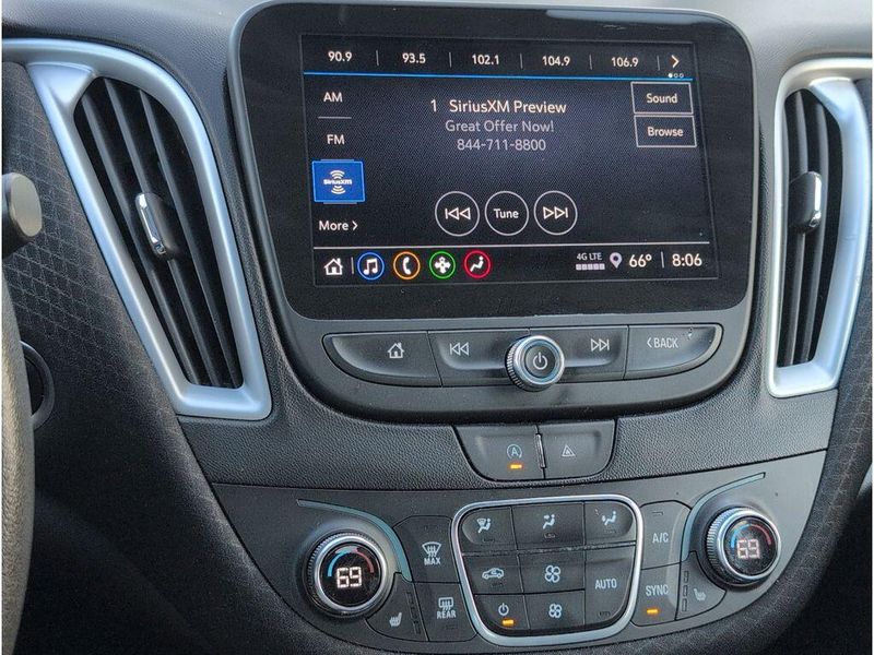 Used 2024 Chevrolet Malibu LTImage 15