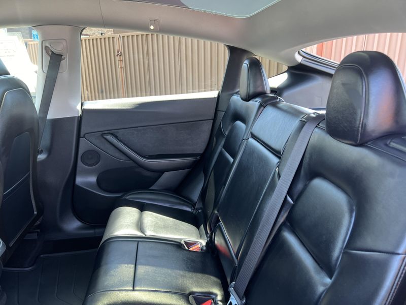 2021 Tesla Model Y Long RangeImage 18