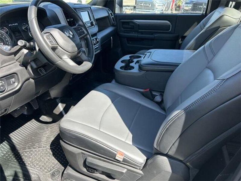 2023 RAM 2500 Tradesman Regular Cab 4x2 8