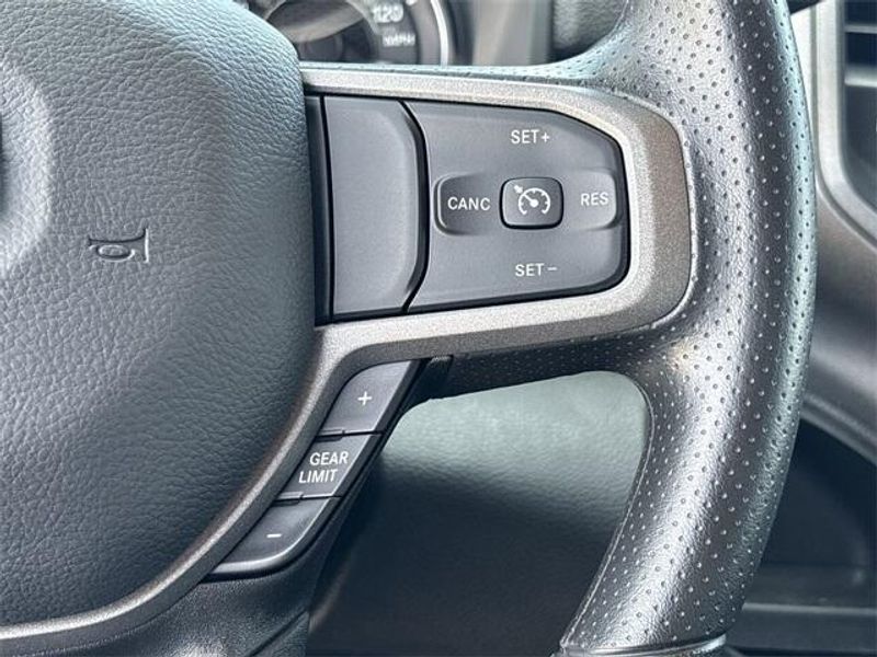 2023 RAM 2500 TradesmanImage 24