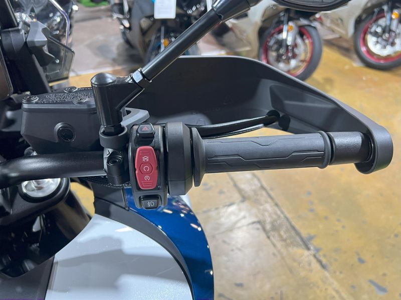 New 2025 CFMOTO IBEX 800-E Image 10