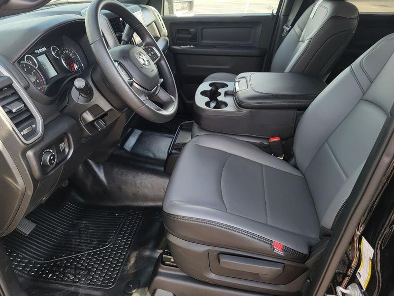 2025 RAM 2500 Tradesman Crew Cab 4x4 6