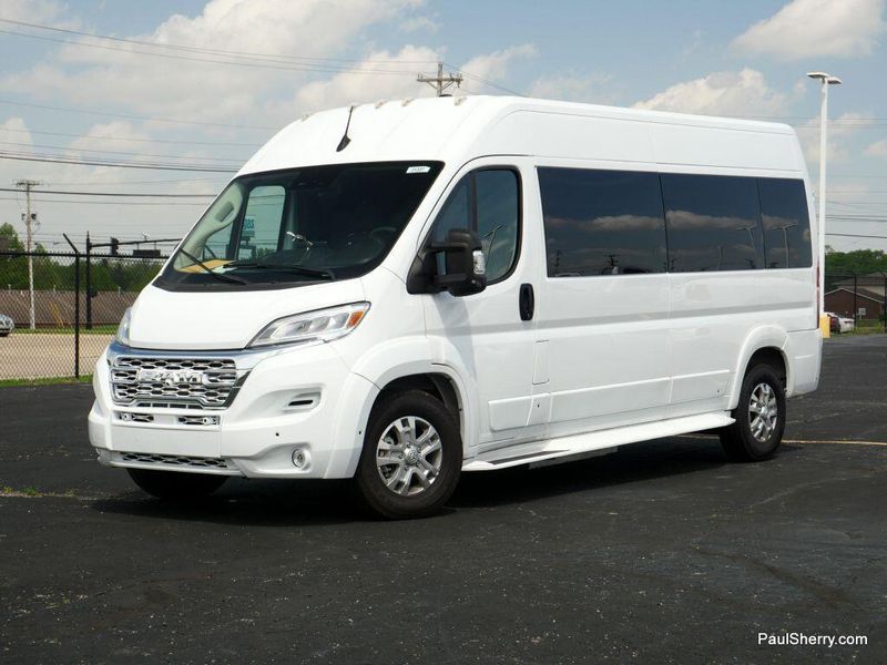 2024 RAM Promaster 2500 Slt+ Window Van High Roof 159