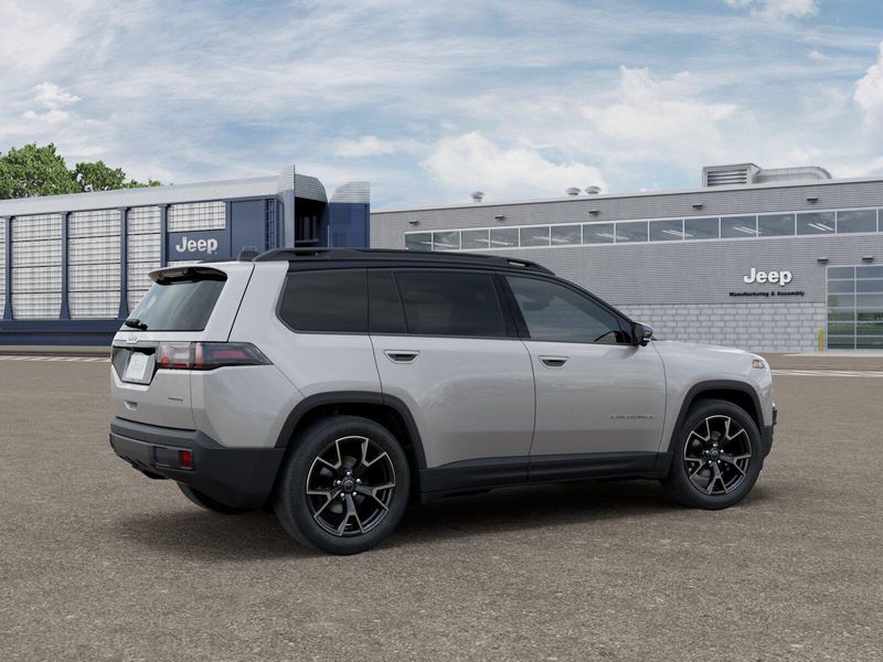 New 2026 Jeep Cherokee Overland 4x4