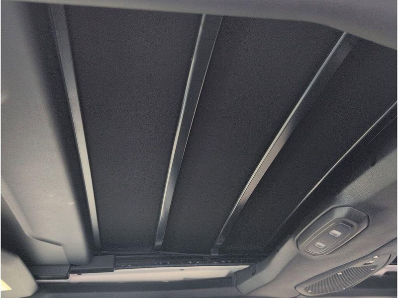 New 2026 Jeep Wrangler 4-door SaharaImage 30