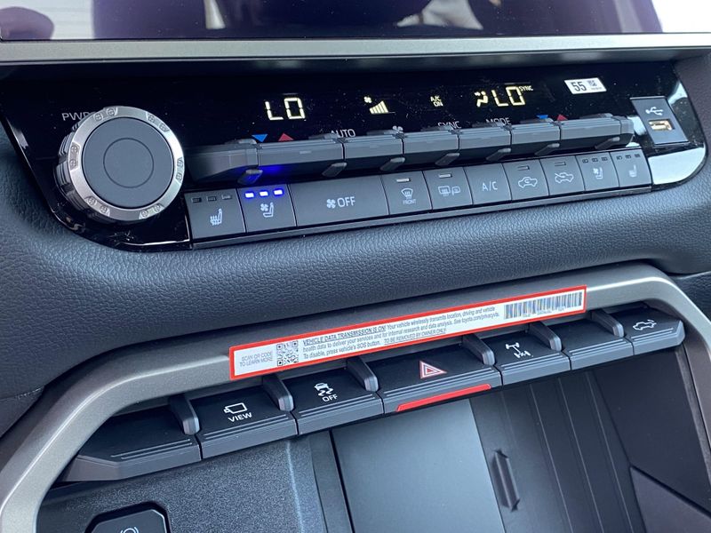 2025 Toyota Tundra LimitedImage 17