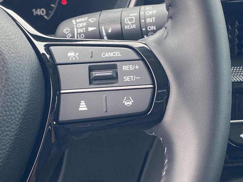 Used 2025 Honda CR-V EX-LImage 28