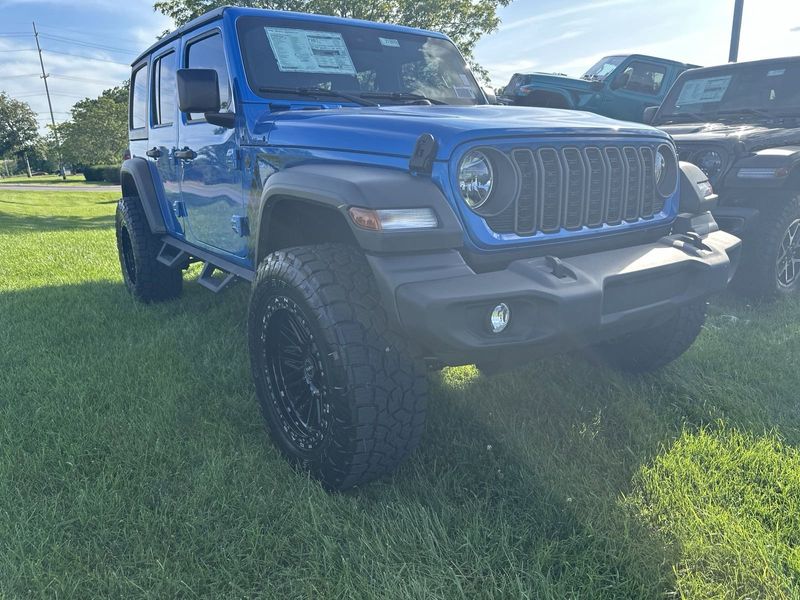 2024 Jeep Wrangler 4-door Sport SImage 3