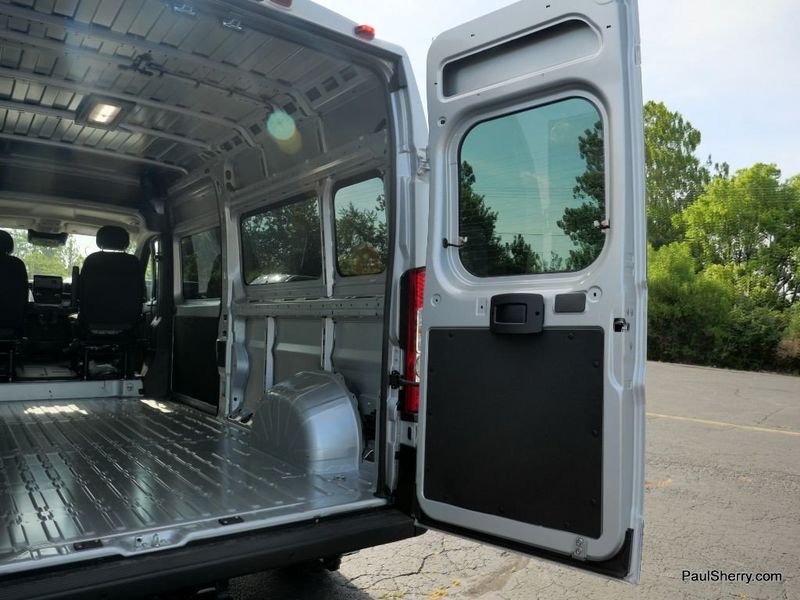 2024 RAM Promaster 2500 Slt+ Window Van High Roof 159