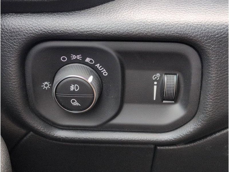 New 2026 RAM 2500 Tradesman Crew Cab 4x4 6