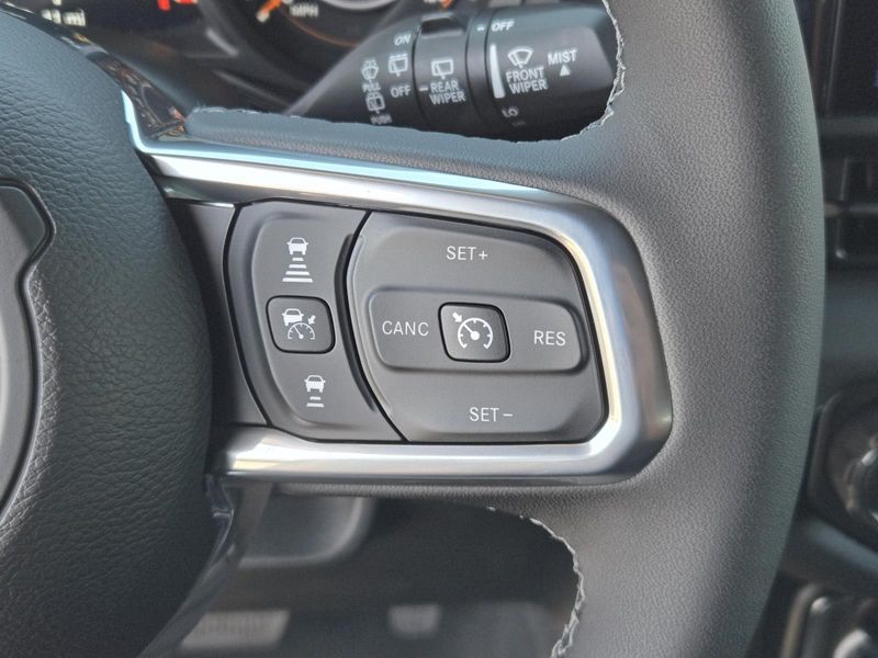 New 2026 Jeep Wrangler 4-door Sahara