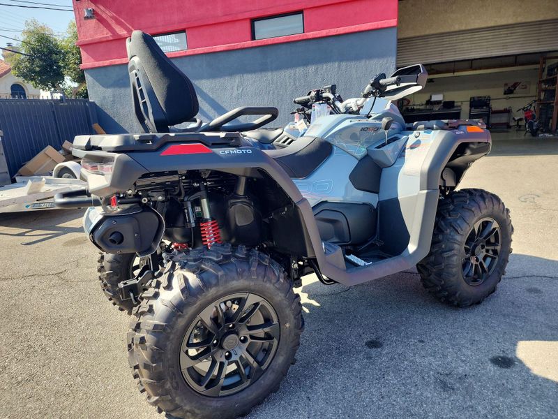 New 2025 CFMOTO CFORCE 1000 TOURING Image 12