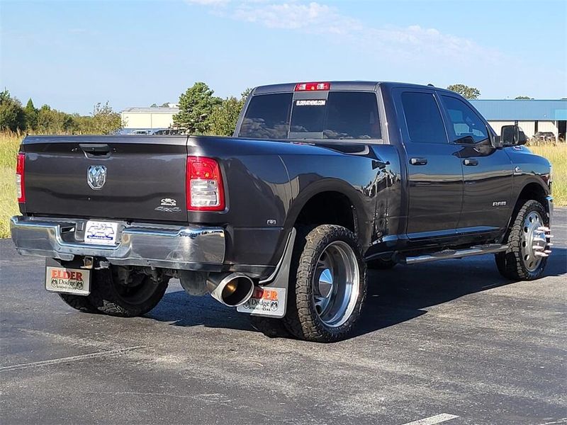 2022 RAM 3500 TradesmanImage 6