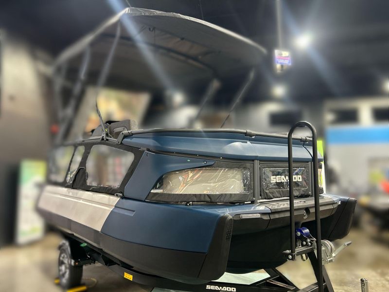 2024 Sea-Doo 44RAT2RF  in a MARINE BLUE exterior color. Del Amo Motorsports of Redondo Beach (424) 304-1660 delamomotorsports.com 