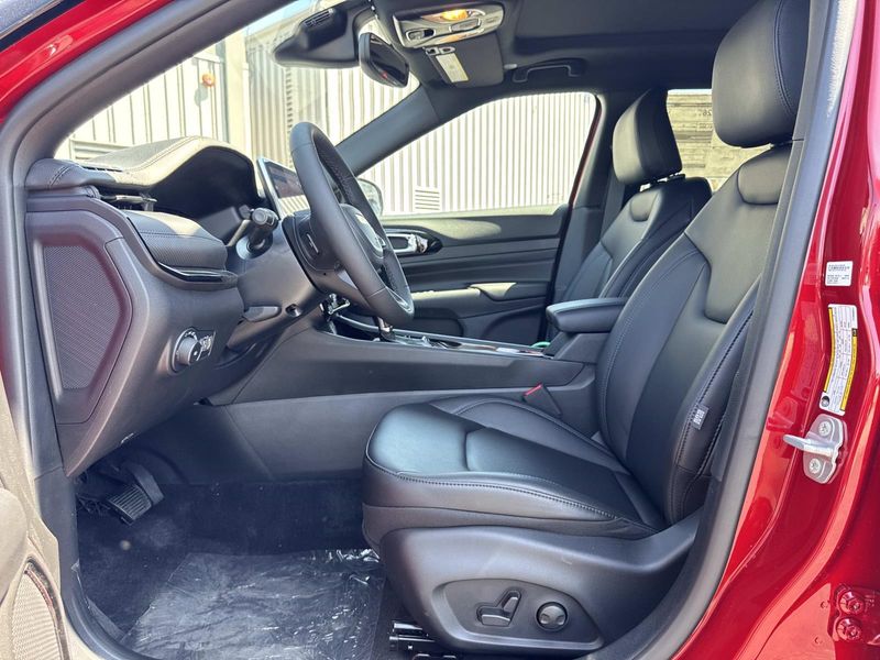 New 2026 Jeep Compass Limited Altitude 4x4