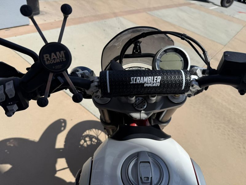 2020 Ducati SCRAMBLER DESERT SLED Image 3