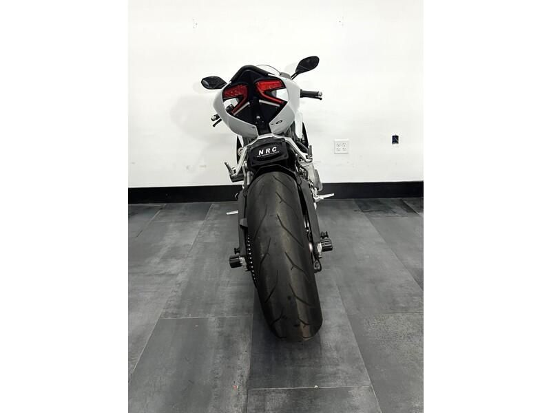 Used 2017 Ducati PANIGALE 959 Image 2