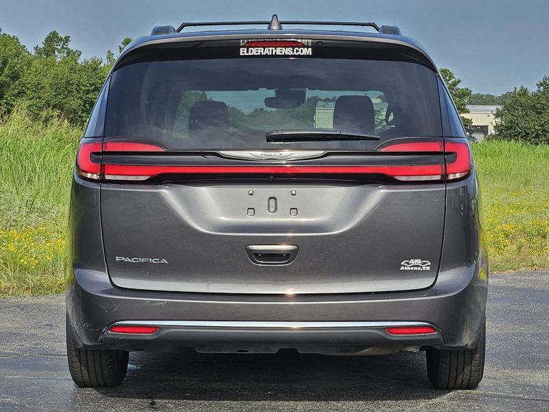 2022 Chrysler Pacifica TOURING LImage 5