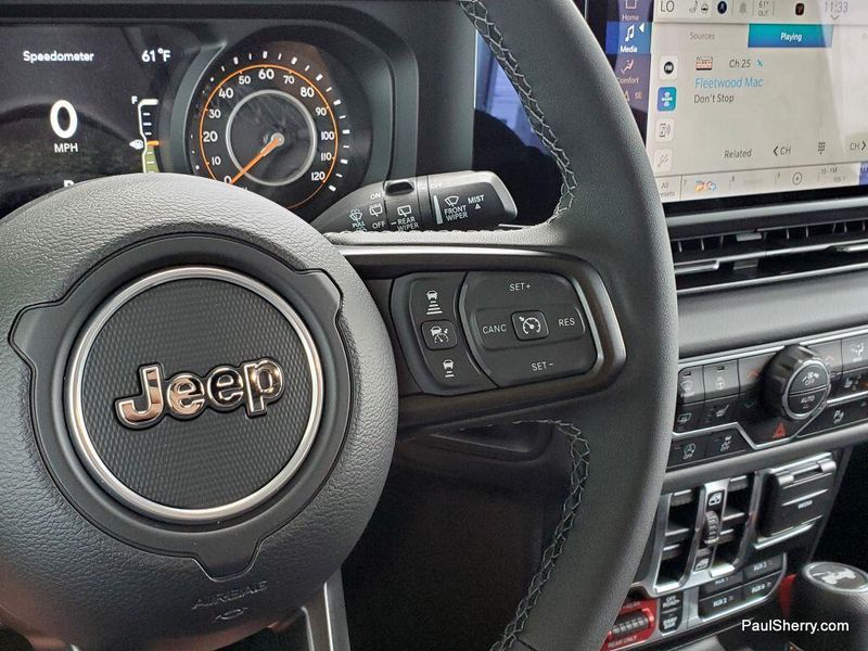 New 2025 Jeep Wrangler 4-door RubiconImage 28